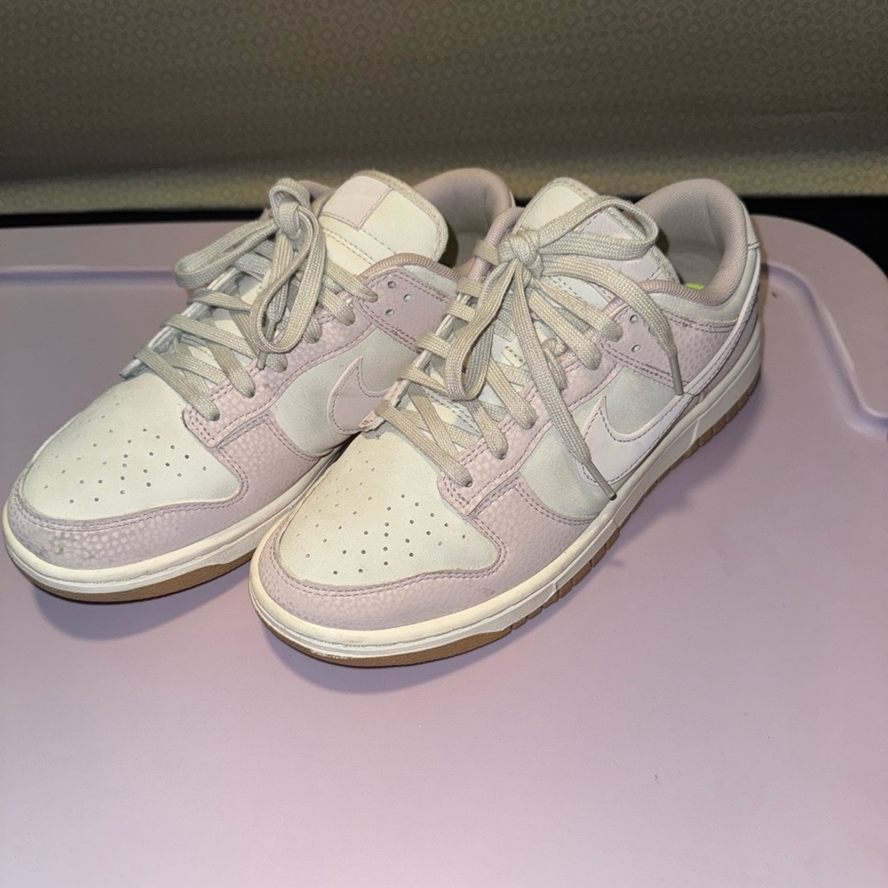 Nike Dunk Low Premium Next Nature  Sneakers - Pink and White